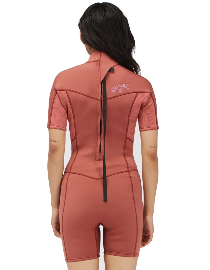 BILLABONG SYNERGY 2/2 SHORT SLEEVE BACK ZIP RED CLAY 2 BILLABONG SYNERGY 2/2 SHORT SLEEVE BACK ZIP RED CLAY - Image 2