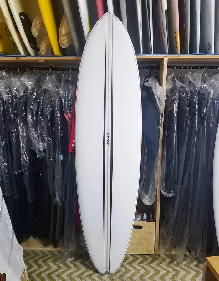 PUKAS SURFBOARDS 6'08" LA CÔTE BY AXEL LORENTZ