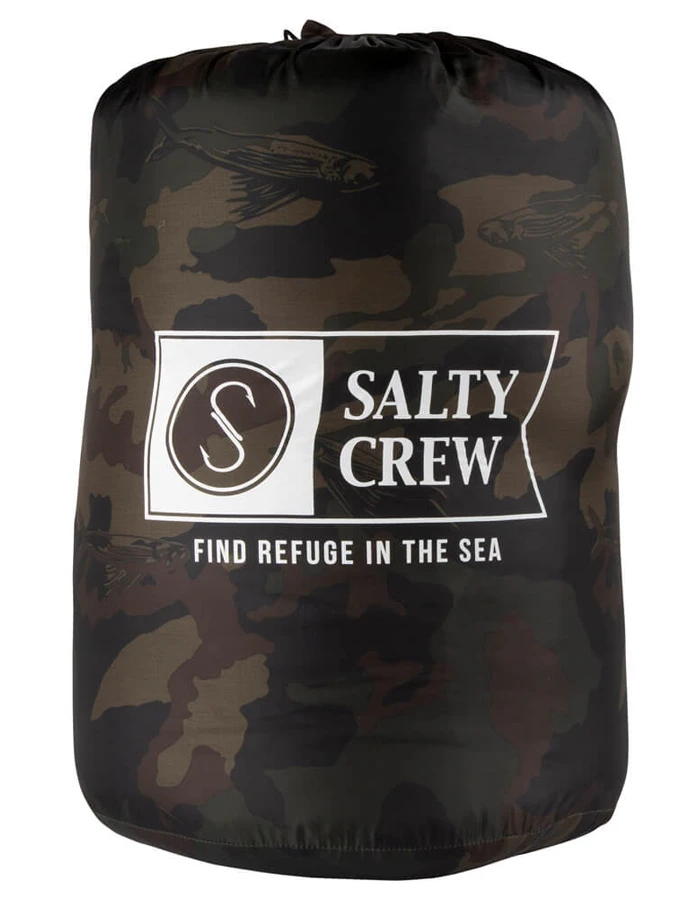 SALTY CREW OVERNIGHTER CAMO SLEEPING BAG 3 SALTY CREW OVERNIGHTER CAMO SLEEPING BAG - Image 3