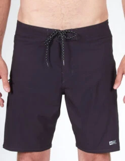 SALTY CREW PINNACLE+ BOARDSHORT 19" -Ride The Boards salty crew pinnacle boardshort 19 5